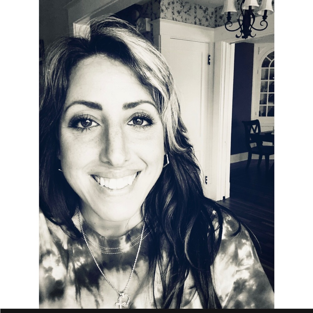 Meet your Posher, Christina